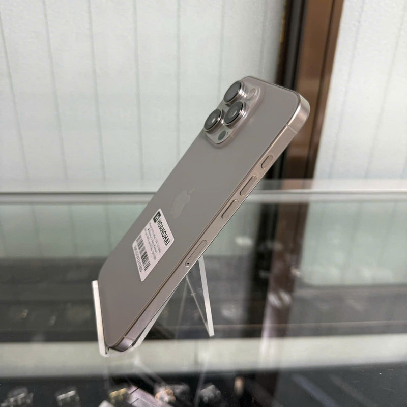 iPhone 16 Pro Max 1TB Tự Nhiên 99% pin 100% Quốc tế từ RKT (Không dùng sim RKT - sạc 83 lần) - HH1600