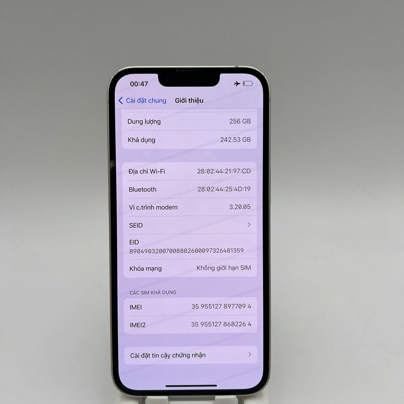 iPhone 13 256GB Trắng 98% pin 87% Quốc tế từ SB (Không dùng sim SB - sứt viền) - HH7094