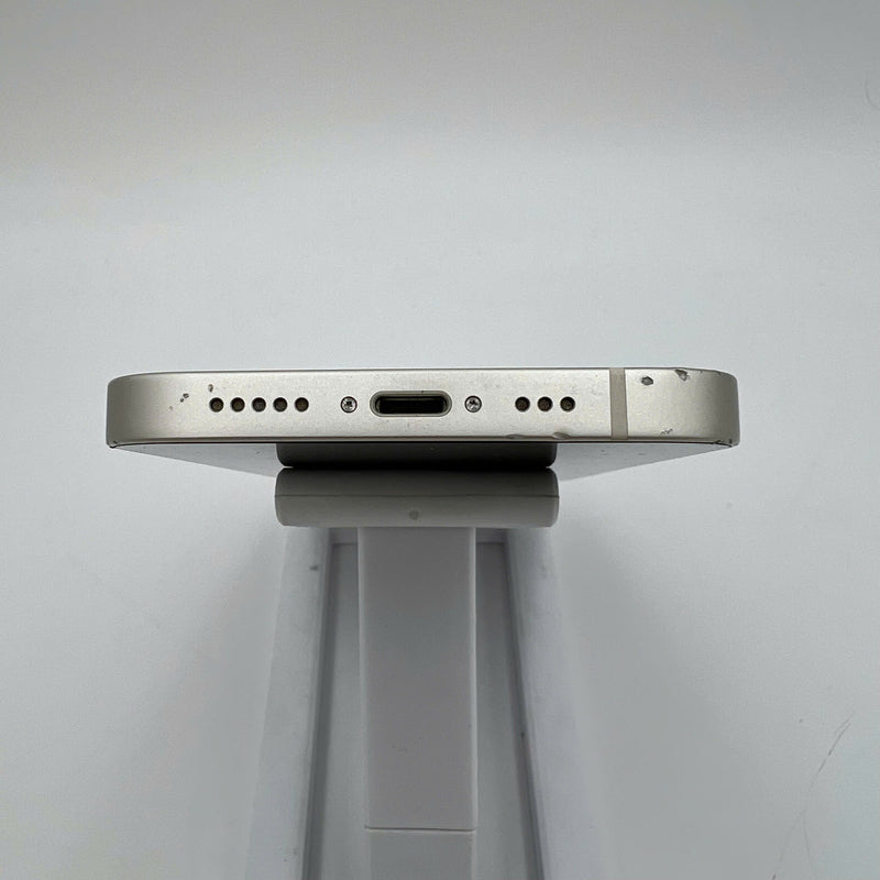 iPhone 13 256GB Trắng 98% pin 87% Quốc tế từ SB (Không dùng sim SB - sứt viền) - HH7094