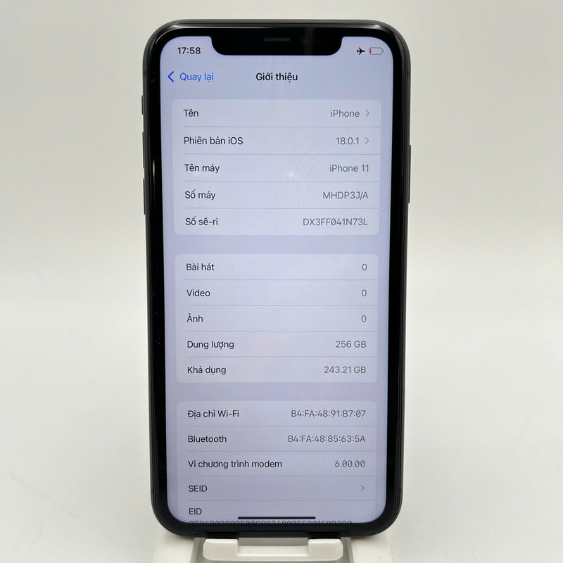 iPhone 11 256GB Đen 98% pin 96% Máy đã trả hết tiền mạng dùng như Quốc tế Apple (xước kính mặt lưng) - HH3101