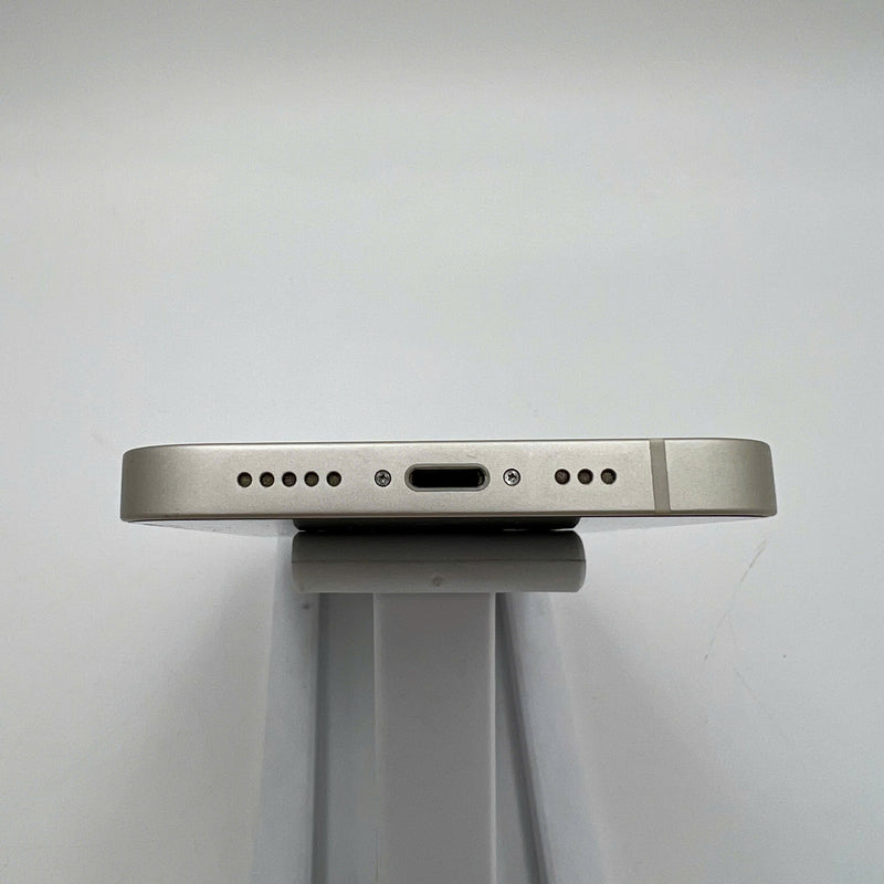 iPhone 14 128GB Trắng 98% pin 85% Quốc tế từ DCM (Không dùng sim DCM - xước viền) - HH3715