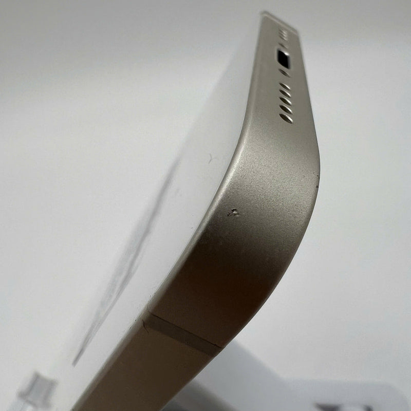 iPhone 14 128GB Trắng 98% pin 85% Quốc tế từ DCM (Không dùng sim DCM - xước viền) - HH3715