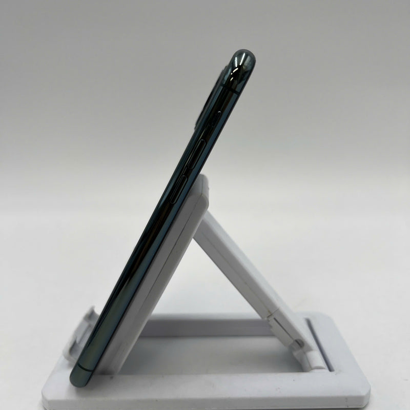 iPhone 11 Pro 256GB Xanh Lá 98% pin 85% Máy đã trả hết tiền mạng dùng như Quốc tế Apple (đốm 1x, xước viền) - HH2276