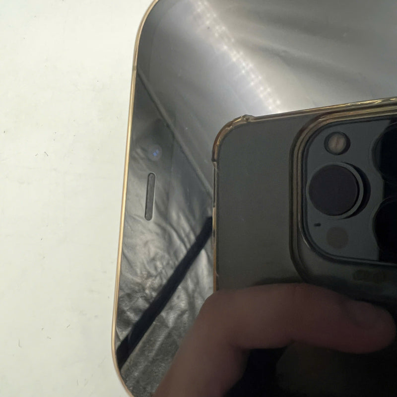 iPhone 12 Pro 128GB Vàng 98% pin 89% Máy đã trả hết tiền mạng dùng như Quốc tế Apple (màn xước) - HH7003