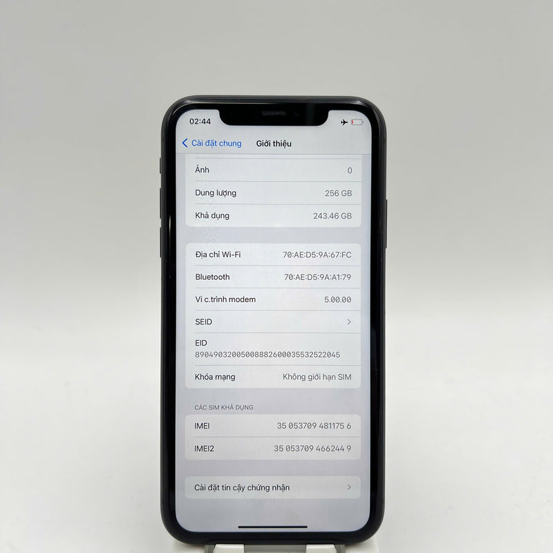 iPhone 11 256GB Đen 98% pin 99% ĐBH Máy đã trả hết tiền mạng dùng như Quốc tế Apple (mặt lưng xước) - HH1756