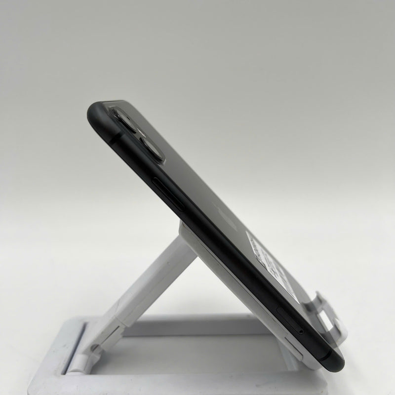 iPhone 11 256GB Đen 98% pin 99% ĐBH Máy đã trả hết tiền mạng dùng như Quốc tế Apple (mặt lưng xước) - HH1756