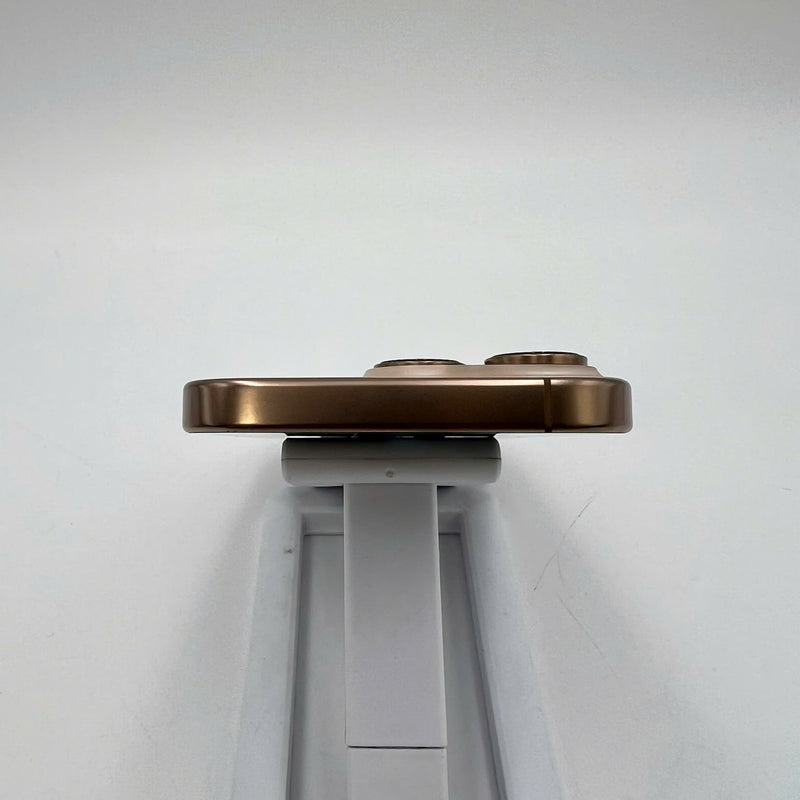 iPhone 16 Pro 128GB Vàng Sa Mạc 98% pin 93% Quốc Tế Apple  - HH4639