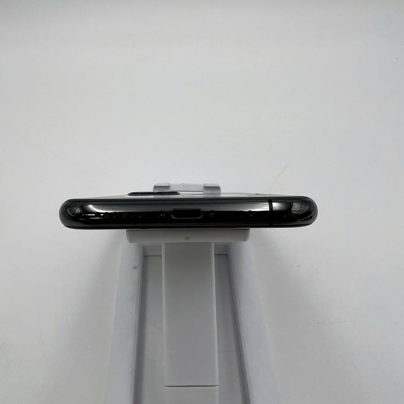 iPhone 11 Pro 256GB Đen 98% pin 93% Quốc Tế Apple (Đã thay pin, đốm 1x) - HH2156