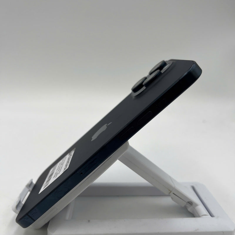iPhone 15 Pro Max 256GB Xanh Dương 98% pin 88% Quốc tế từ RKT (Không dùng sim RKT - xước sơn viền) - HH7880