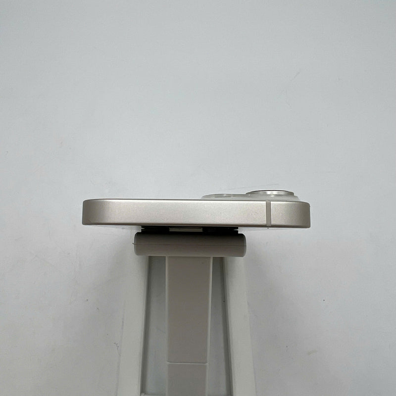 iPhone 14 128GB Trắng 98% pin 100% Quốc Tế Apple (Đã thay pin, móp viền) - HH1455