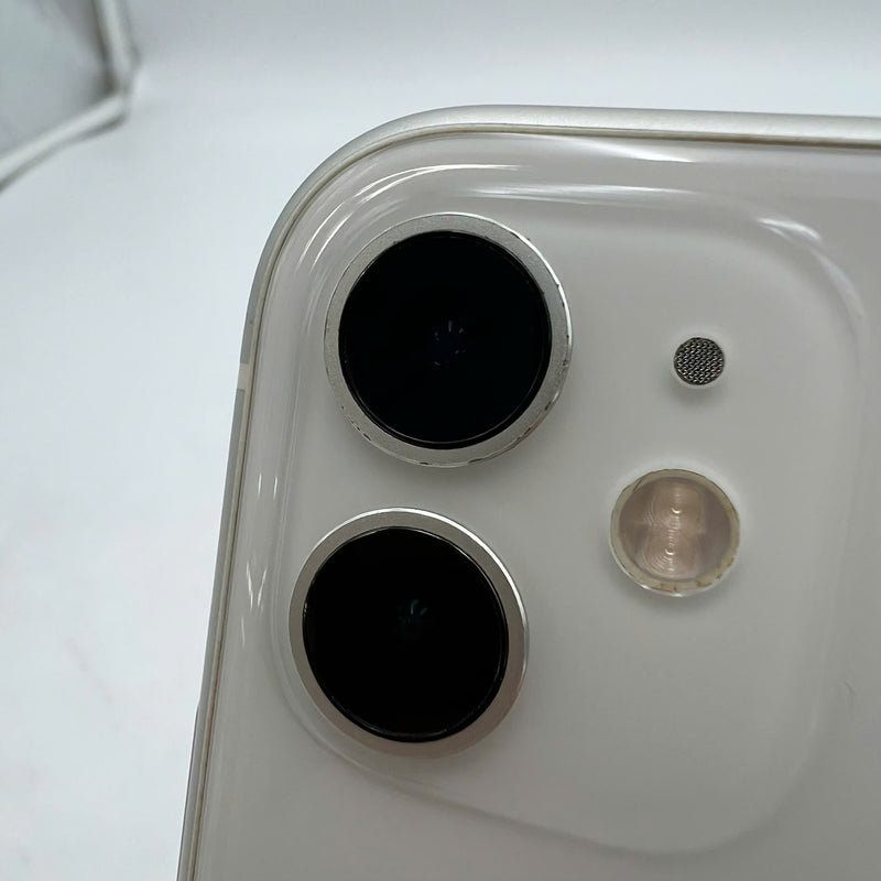 iPhone 11 256GB Trắng 98% pin 100% Máy đã trả hết tiền mạng dùng như Quốc tế Apple (xước viền,viền cam xước,đốm 1x,ĐTP) - HH3595