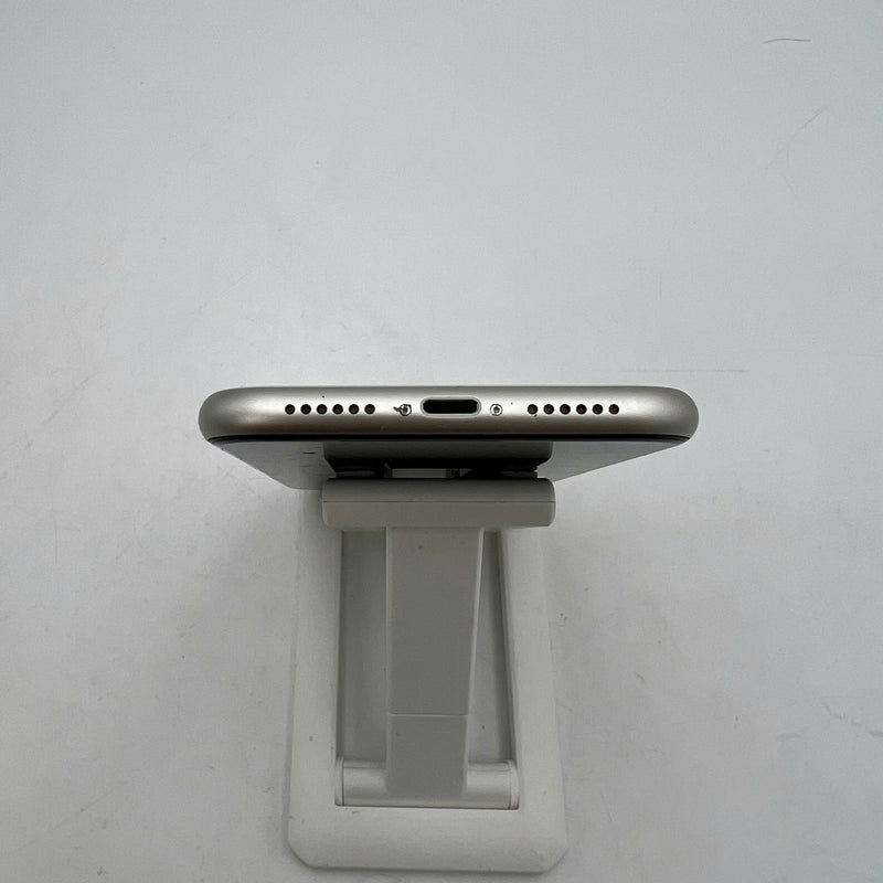 iPhone 11 128GB Trắng 98% pin 100% Máy đã trả hết tiền mạng dùng như Quốc tế Apple (Đã thay pin, đốm 1x) - HH0571