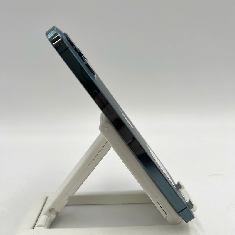 iPhone 12 Pro Max 128GB Xanh Dương 98% pin 100% Máy đã trả hết tiền mạng dùng như Quốc tế Apple (Đã thay pin, màn viền xước, xước viền cam) - HH9827