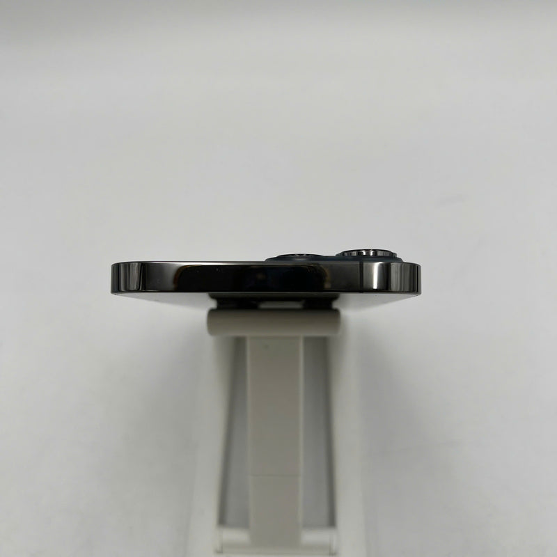 iPhone 13 Pro Max 256GB Đen 98% pin 100% Quốc tế từ AU (Không dùng sim AU - Đã thay pin, đốm 3x, xước viền cam) - HH2155