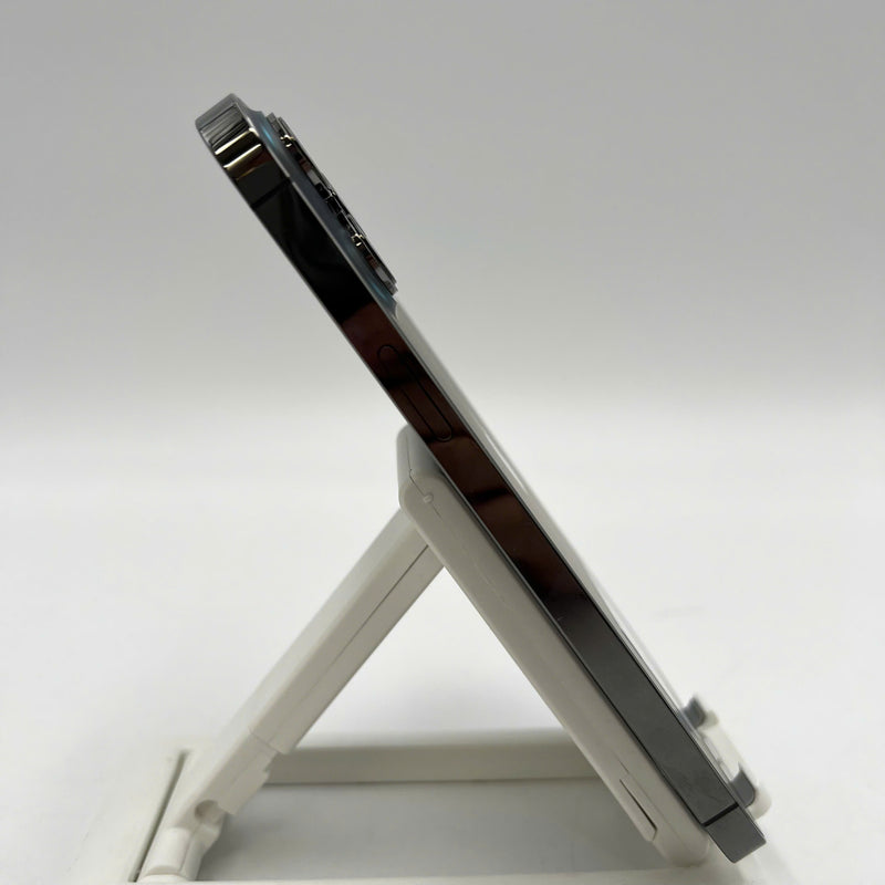 iPhone 13 Pro Max 256GB Đen 98% pin 100% Quốc tế từ AU (Không dùng sim AU - Đã thay pin, đốm 3x, xước viền cam) - HH2155