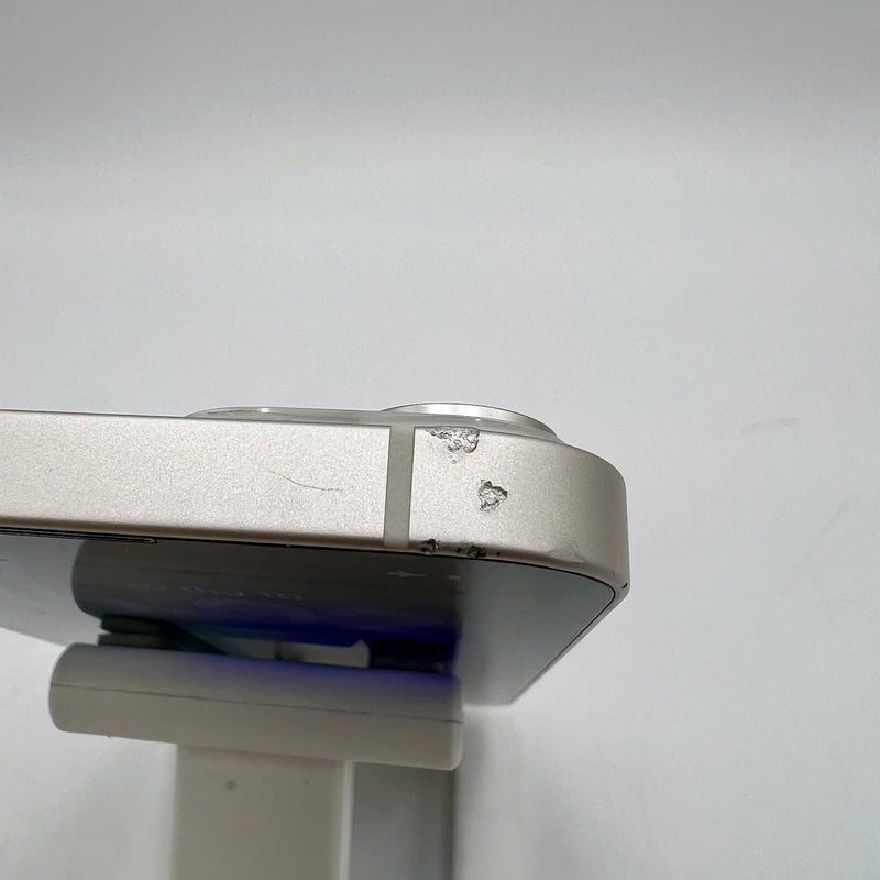 iPhone 14 128GB Trắng 98% pin 100% Quốc Tế Apple (Đã thay pin, sứt viền) - HH0133