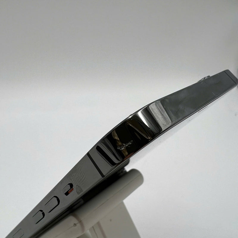 iPhone 12 Pro Max 128GB Đen 98% pin 100% Máy đã trả hết tiền mạng dùng như Quốc tế Apple (Đã thay pin, xước viền) - HH0372