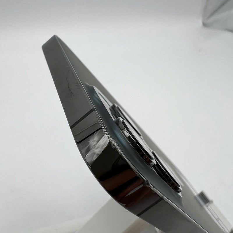 iPhone 12 Pro Max 128GB Đen 98% pin 100% Máy đã trả hết tiền mạng dùng như Quốc tế Apple (Đã thay pin, xước viền) - HH0372