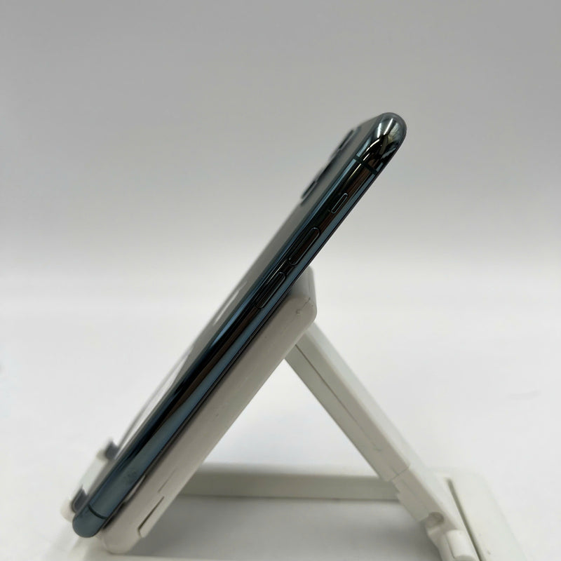 iPhone 11 Pro 256GB Xanh Lá 98% pin 100% Máy đã trả hết tiền mạng dùng như Quốc tế Apple (Đã thay pin, xước màn, xước viền, đốm 1x) - HH9426