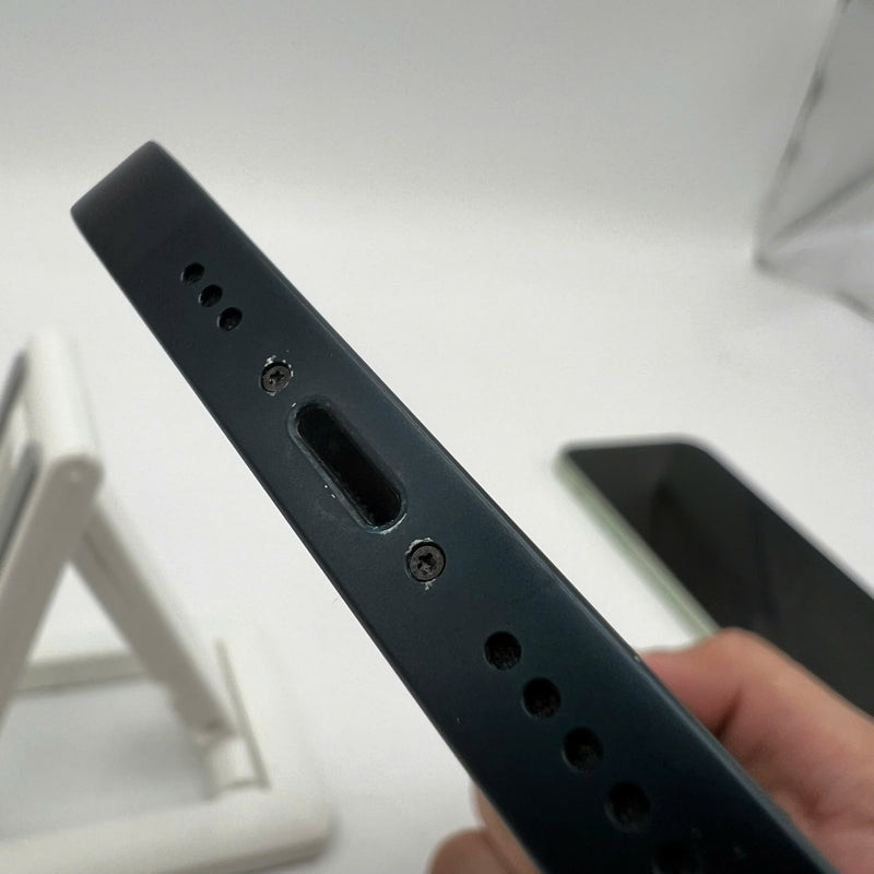 iPhone 14 128GB Đen 98% pin 100% Quốc tế Apple (Đã thay pin, viền xước, viền cam xước) - HH9722