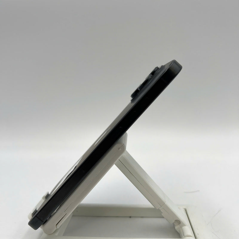 iPhone 16 Pro Max 256GB Đen 98% pin 100% Quốc tế Apple (xước viền) - HH0698