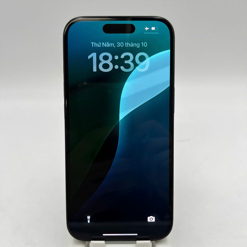 iPhone 15 128GB Đen 98% pin 93% Quốc tế Apple (xước viền, xước viền cam) - HH9237