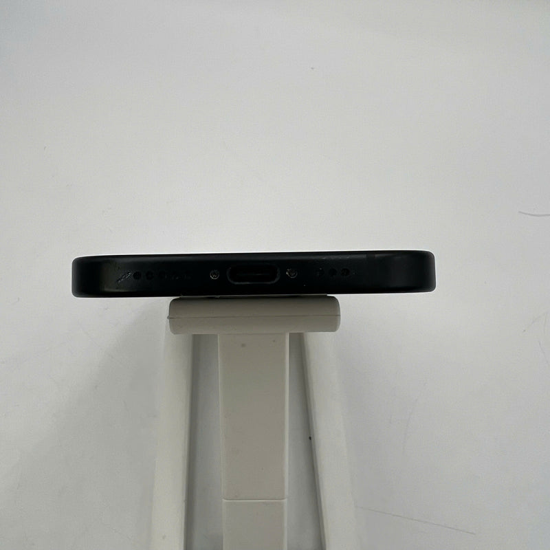 iPhone 15 128GB Đen 98% pin 93% Quốc tế Apple (xước viền, xước viền cam) - HH9237