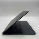 Macbook Air 2024 13.6in Đen Apple M3/ RAM 16GB/ SSD 512GB 99% pin 100% sạc 25 lần BPTN