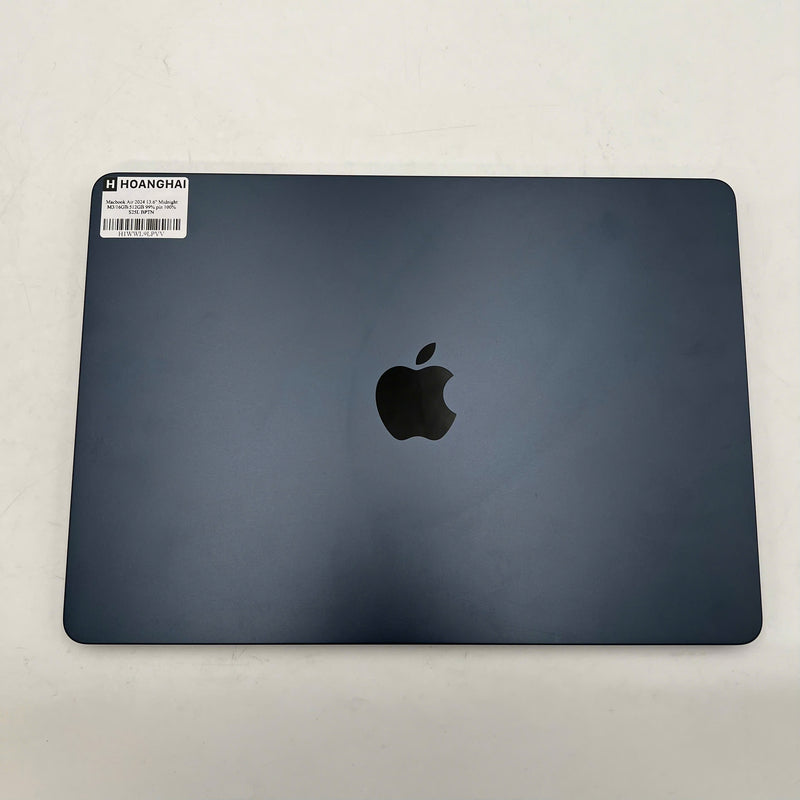 Macbook Air 2024 13.6in Đen Apple M3/ RAM 16GB/ SSD 512GB 99% pin 100% sạc 25 lần BPTN