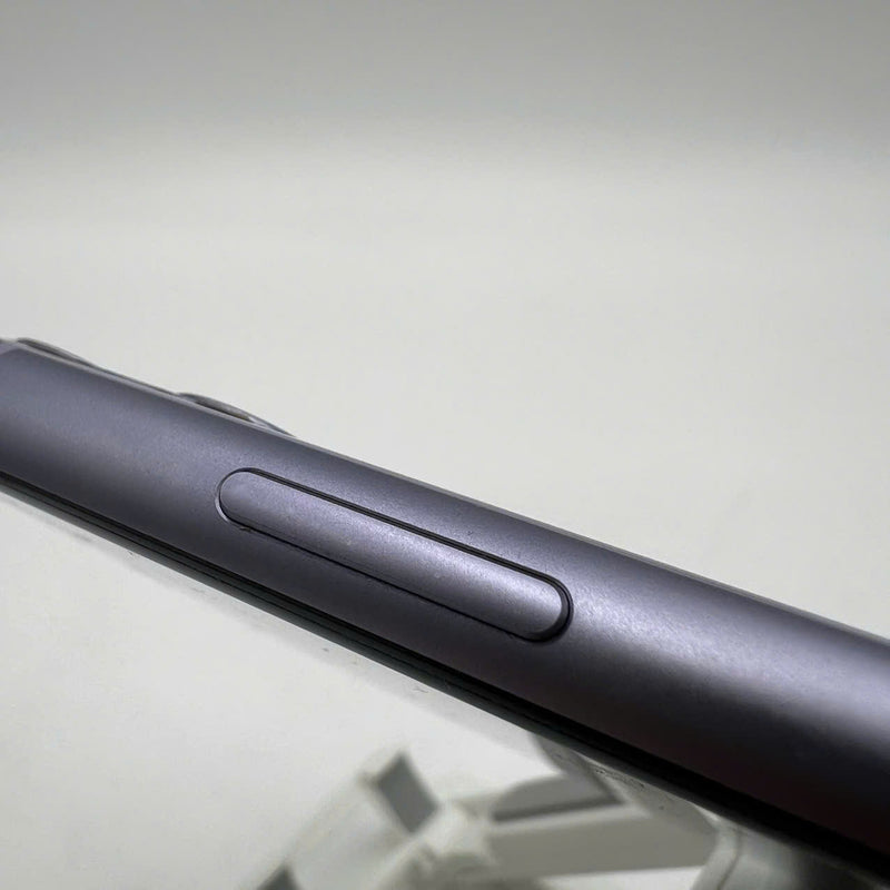 iPhone 11 128GB Tím 98% pin 100% Quốc Tế Apple (Đã thay pin, xước viền, mã LL/A) - HH8458