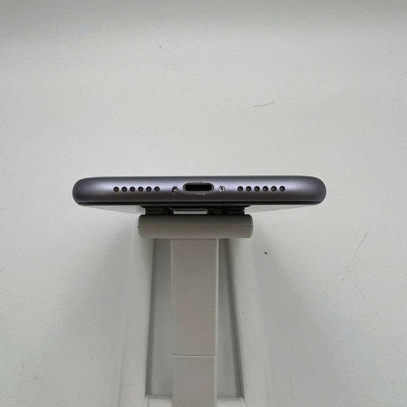 iPhone 11 128GB Tím 98% pin 100% Máy đã trả hết tiền mạng dùng như Quốc Tế Apple (Đã thay pin, đốm 1x, xước viền) - HH7311