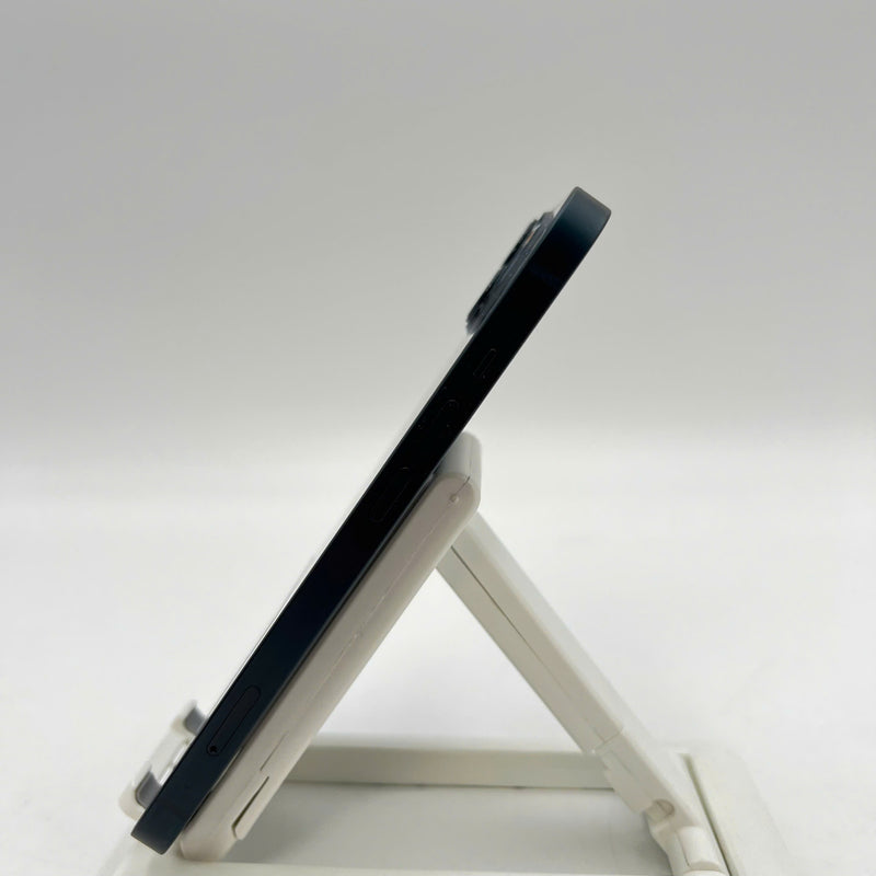 iPhone 13 128GB Đen 98% pin 100% Máy đã trả hết tiền mạng dùng như Quốc tế Apple (Đã thay pin, ám viền, xước viền, xước viền cam) - HH3970