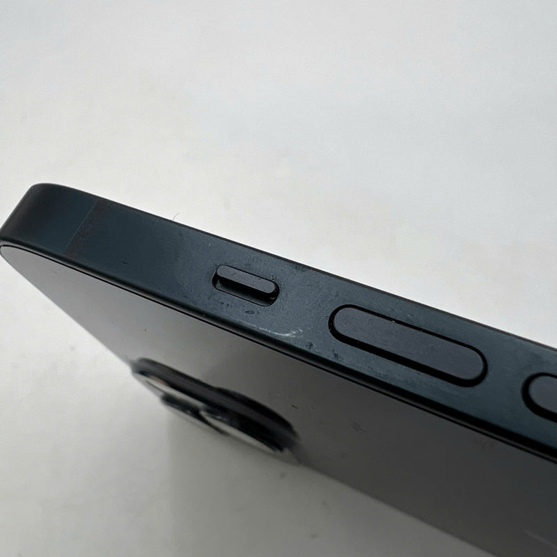 iPhone 13 128GB Đen 98% pin 100% Máy đã trả hết tiền mạng dùng như Quốc tế Apple (Đã thay pin, ám viền, xước viền, xước viền cam) - HH3970