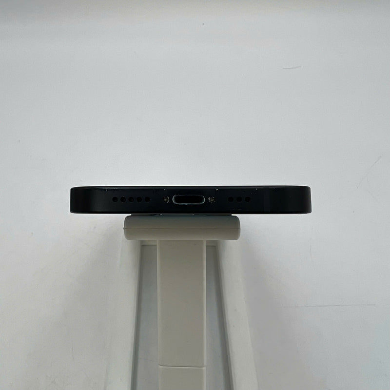 iPhone 14 256GB Đen 98% pin 100% Quốc tế Apple (Đã thay pin, ám viền, xước viền) - HH5745