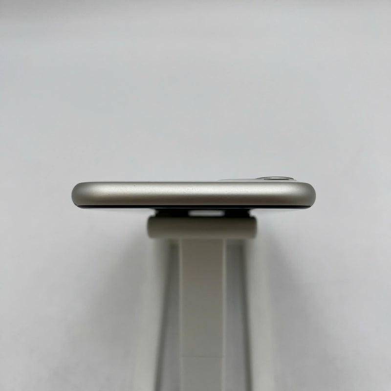 iPhone 11 128GB Trắng 98% pin 100% Máy đã trả hết tiền mạng dùng như Quốc tế Apple (Đã thay pin, đốm 1x, móp viền) - HH6560