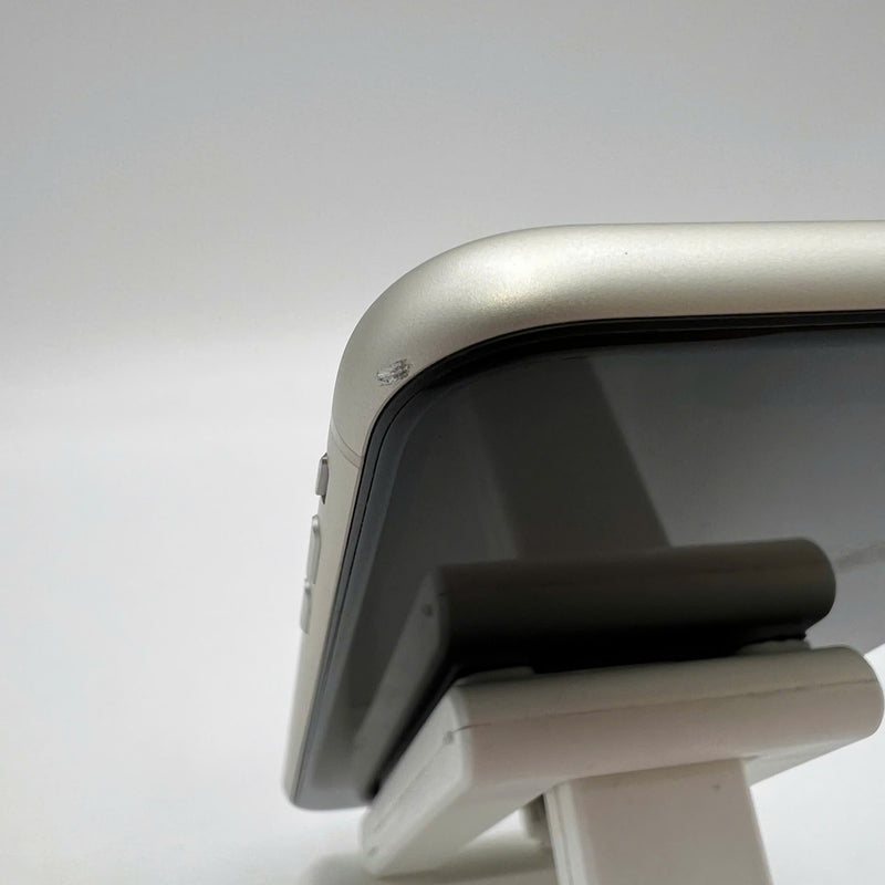 iPhone 11 128GB Trắng 98% pin 100% Máy đã trả hết tiền mạng dùng như Quốc tế Apple (Đã thay pin, đốm 1x, móp viền) - HH6560