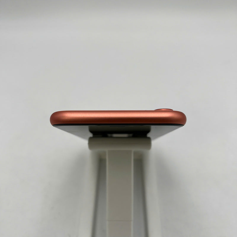 iPhone Xr 64GB Cam 98% pin 100% Máy đã trả hết tiền mạng dùng như Quốc tế Apple (Đã thay pin, viền xước, viền cam xước, đốm 1x) - HH4310