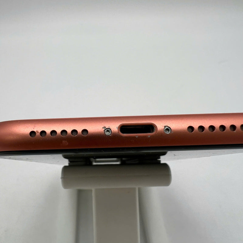 iPhone Xr 64GB Cam 98% pin 100% Máy đã trả hết tiền mạng dùng như Quốc tế Apple (Đã thay pin, viền xước, viền cam xước, đốm 1x) - HH4310