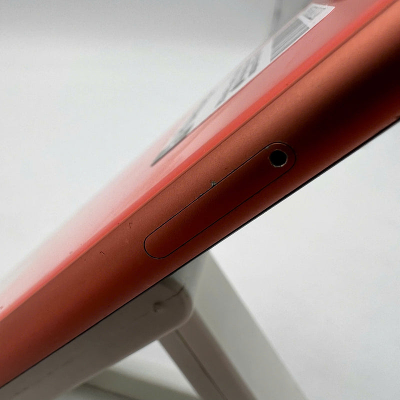 iPhone Xr 64GB Cam 98% pin 100% Máy đã trả hết tiền mạng dùng như Quốc tế Apple (Đã thay pin, viền xước, viền cam xước, đốm 1x) - HH4310