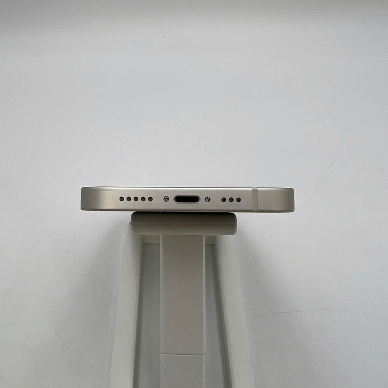 iPhone 14 128GB Trắng 98% pin 100% Quốc Tế Apple (Đã thay pin, xước viền, xước viền cam) - HH3823