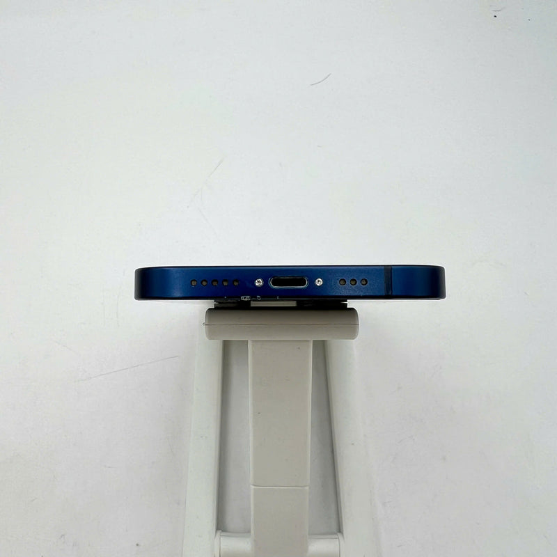 iPhone 12 128GB Xanh dương 98% pin 100% Máy đã trả hết tiền mạng dùng như Quốc tế Apple (Đã thay pin, viền xước) - HH8661