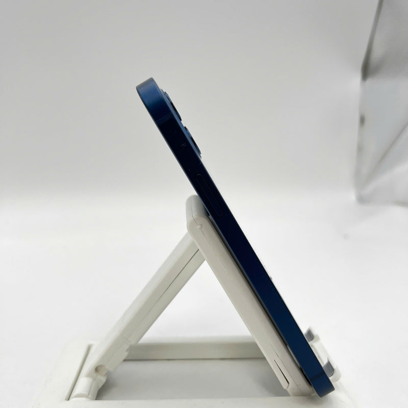 iPhone 12 128GB Xanh dương 98% pin 100% Máy đã trả hết tiền mạng dùng như Quốc tế Apple (Đã thay pin, viền xước) - HH8661