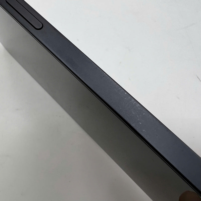 iPhone 13 128GB Đen 98% pin 100% Quốc tế từ AU (Không dùng sim AU - Đã thay pin, ám viền, xước viền) - HH3830