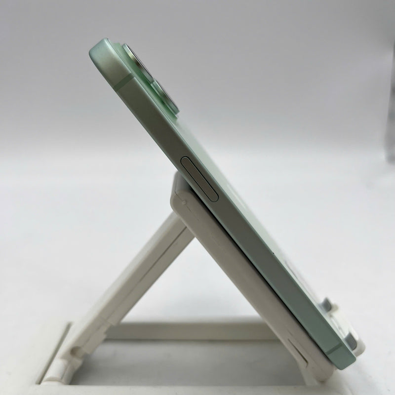 iPhone 15 128GB Xanh Lá 98% pin 100% Quốc tế Apple (Đã thay pin, xước viền cam) - HH4568