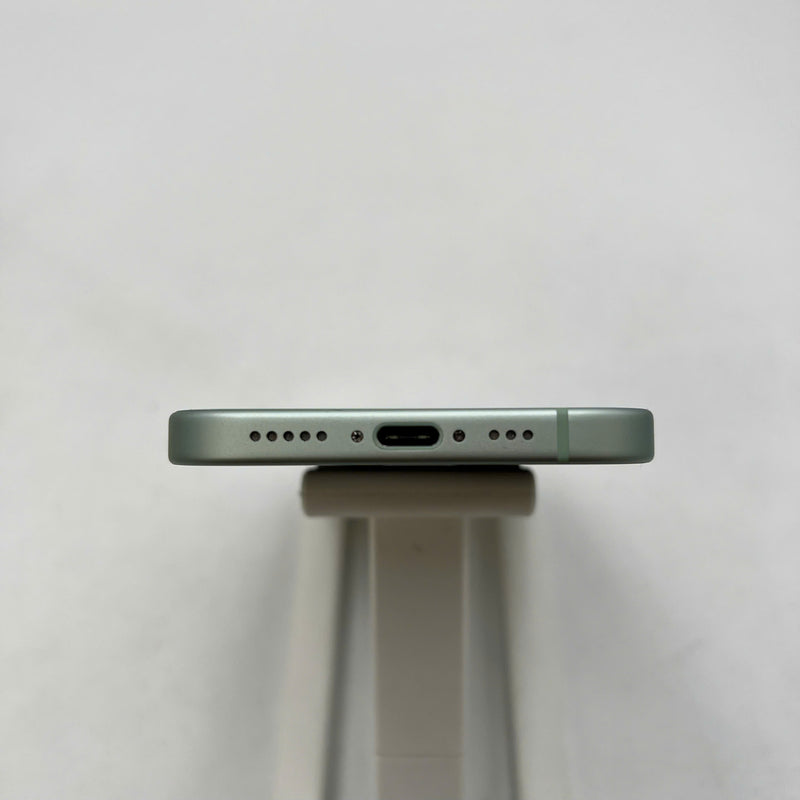 iPhone 15 128GB Xanh Lá 98% pin 100% Quốc tế Apple (Đã thay pin, xước viền cam) - HH4568