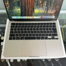 Macbook Air 2024 13.6in Trắng Apple M3/ RAM 8GB/ SSD 512GB 99% pin 100% sạc 11 lần BPTN