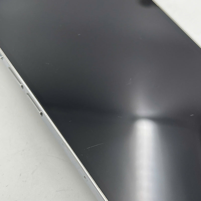 iPhone 14 Pro 256GB Trắng 98% pin 100% Quốc tế từ DCM (Không dùng sim DCM - Đã thay pin, đốm 3x, màn xước, viền cam xước) - HH6028