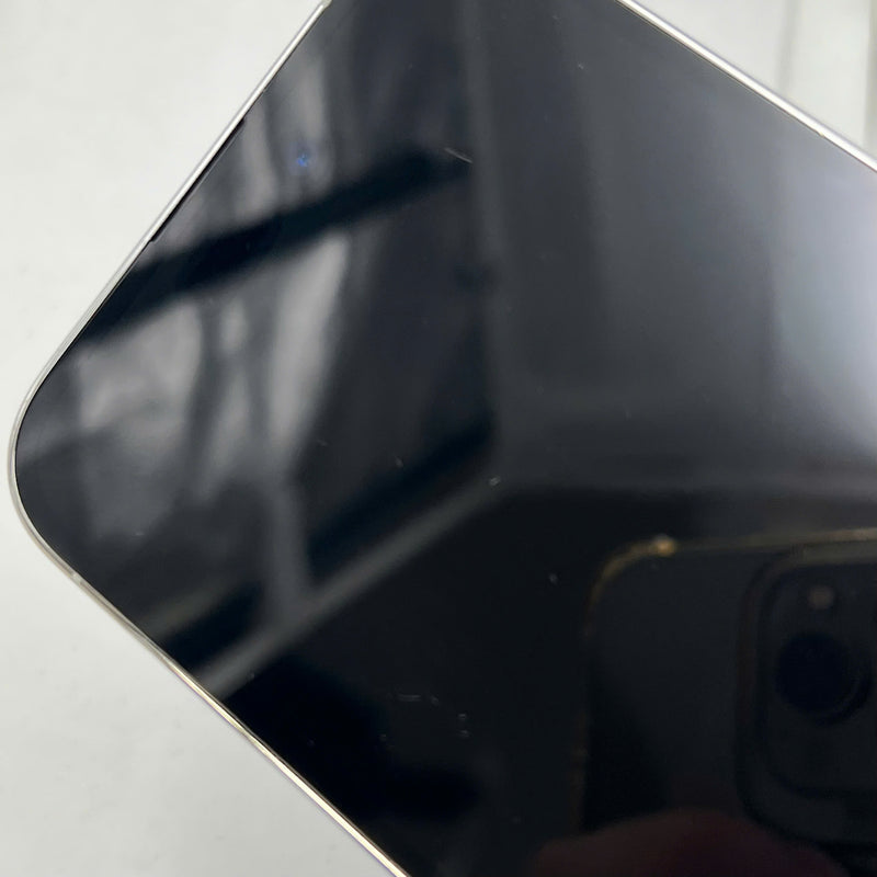 iPhone 14 Pro 256GB Trắng 98% pin 100% Quốc tế từ DCM (Không dùng sim DCM - Đã thay pin, đốm 3x, màn xước, viền cam xước) - HH6028