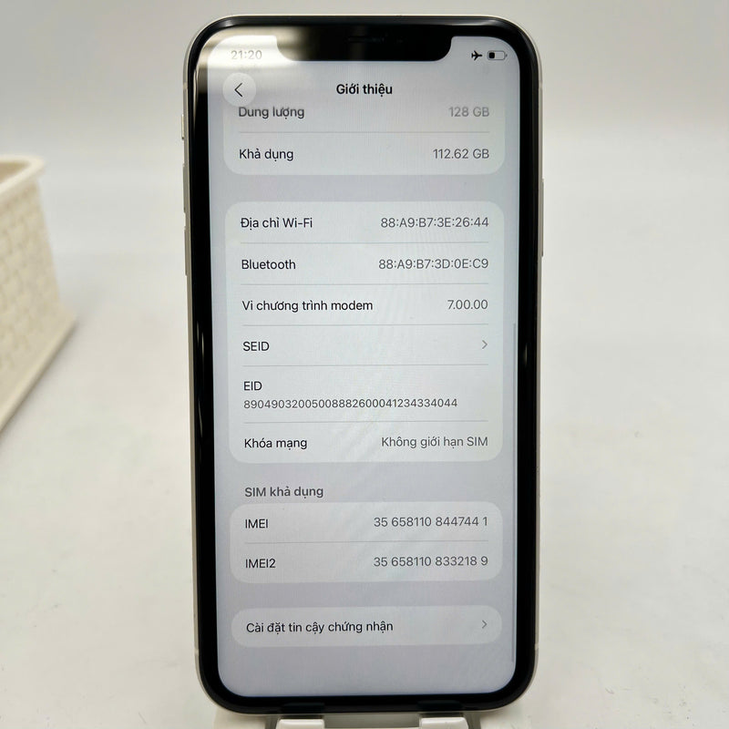 iPhone 11 128GB Trắng 98% pin 100% Máy đã trả hết tiền mạng dùng như Quốc tế Apple (Đã thay pin, đốm 1x, xước viền) - HH7441