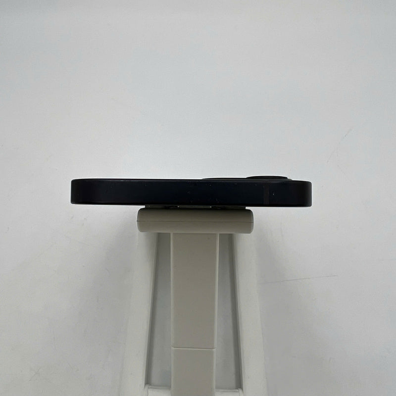 iPhone 13 256GB Đen 98% pin 100% Máy đã trả hết tiền mạng dùng như Quốc tế Apple (Đã thay pin, xước viền cam, viền xước) - HH6588